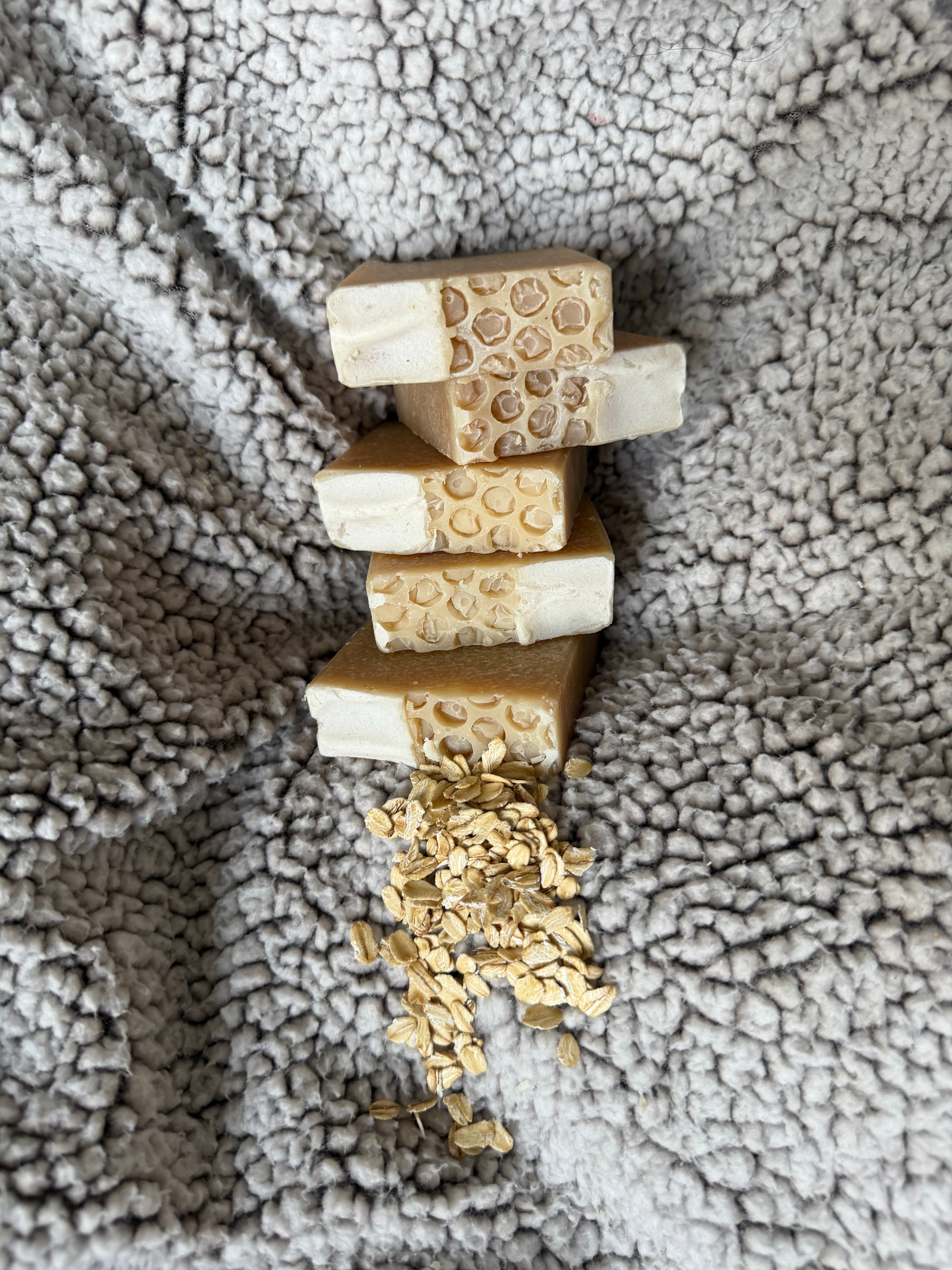 Milky Gentle Hive Oat in Tallow